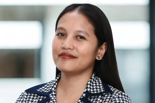 Mae Panulaya, Wealth Management Officer